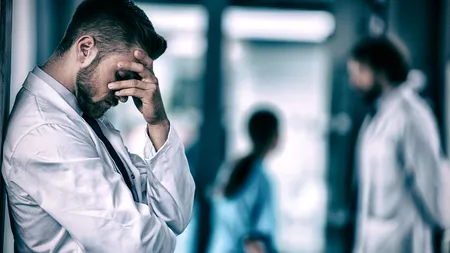 Italia: Aproape 2.000 de medici au fost suspendați vineri după ce au refuzat să se vaccineze anti-COVID